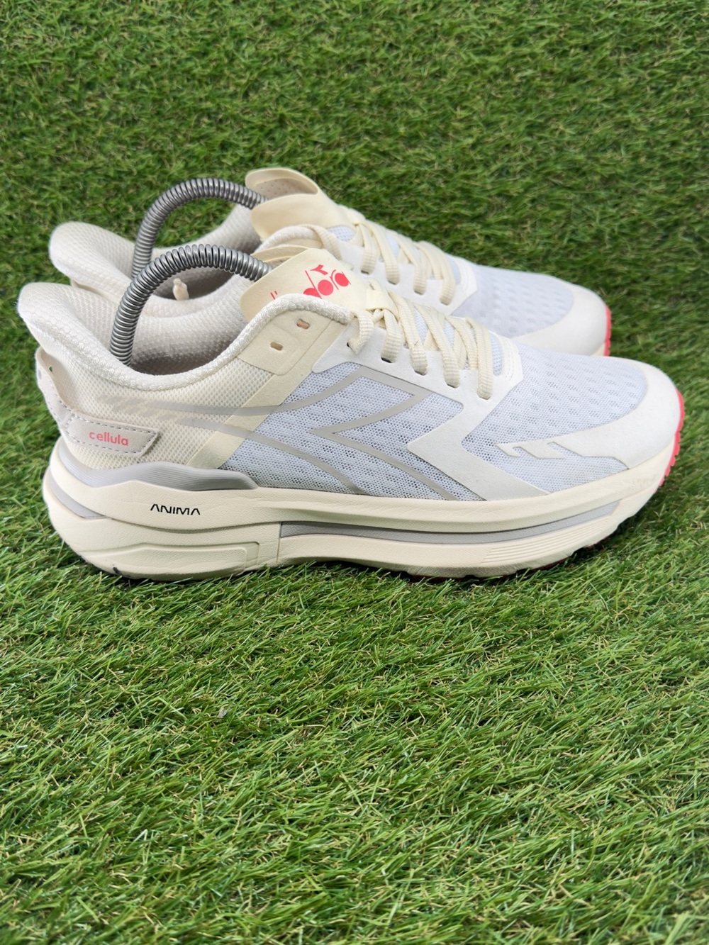Diadora Cellula, White/Whisper White/Chateau Grey, Women's 9.5 limited edition